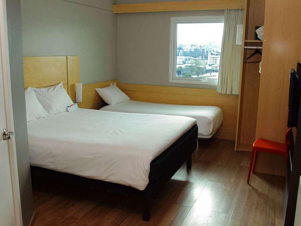 Ibis Puerto Montt Hotel Cameră foto