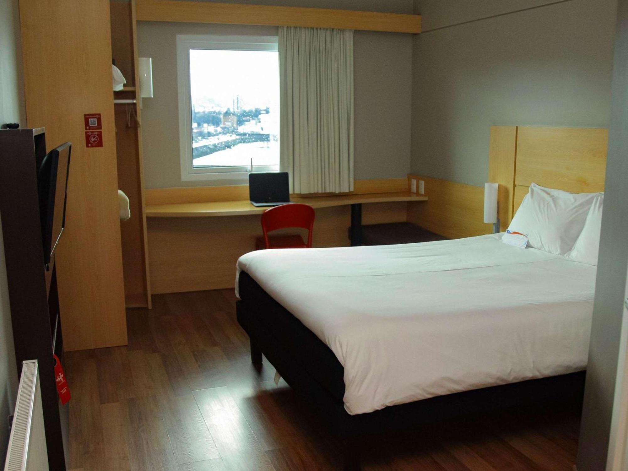 Ibis Puerto Montt Hotel Exterior foto